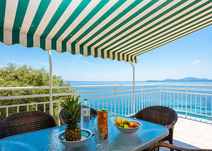 Thalassa Villa Katávolos